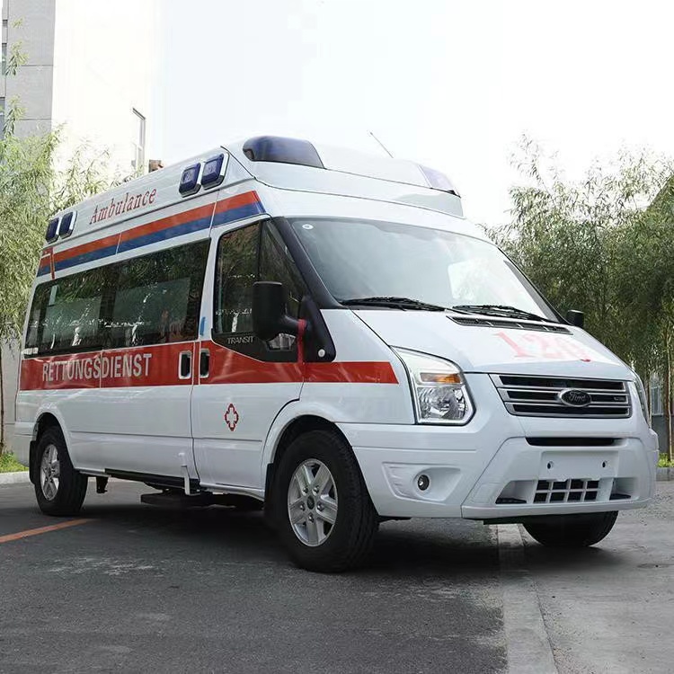 德格行动不便者长途救护车租赁:安全转运的核心注意事项